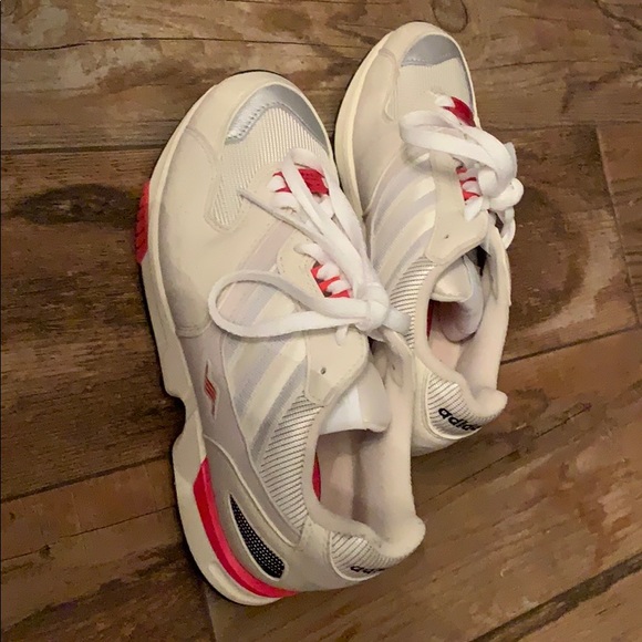 vintage chunky sneakers